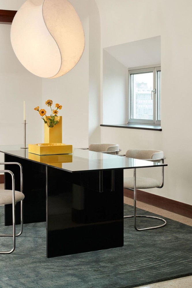 Moire Oblong Rug