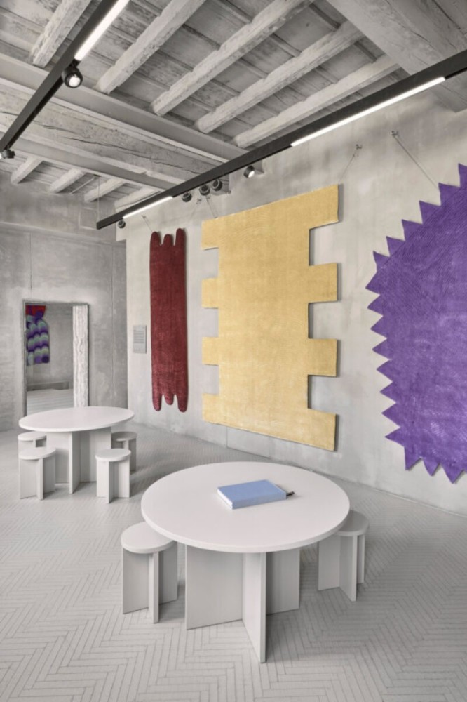 Moiré Quadratic Burgundy Rug