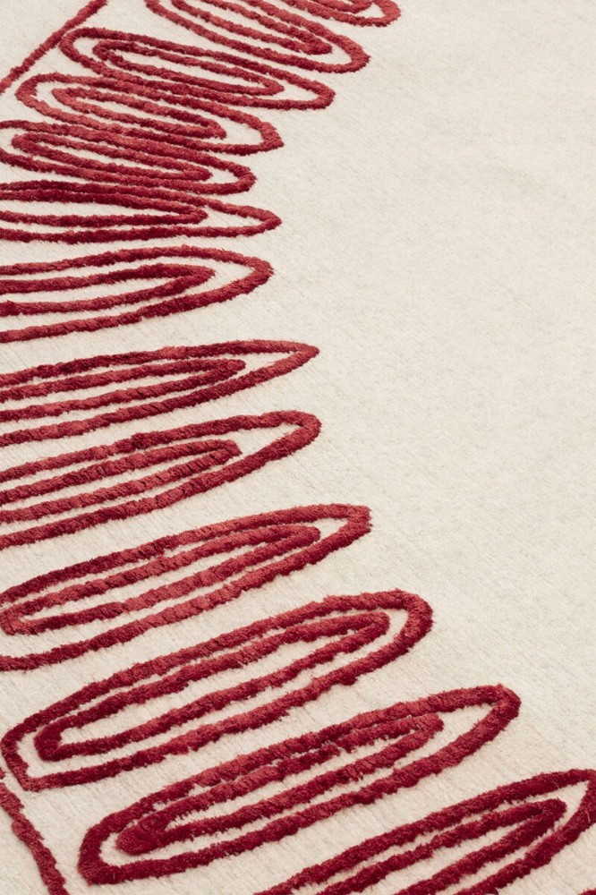 Naïf Crown Rug