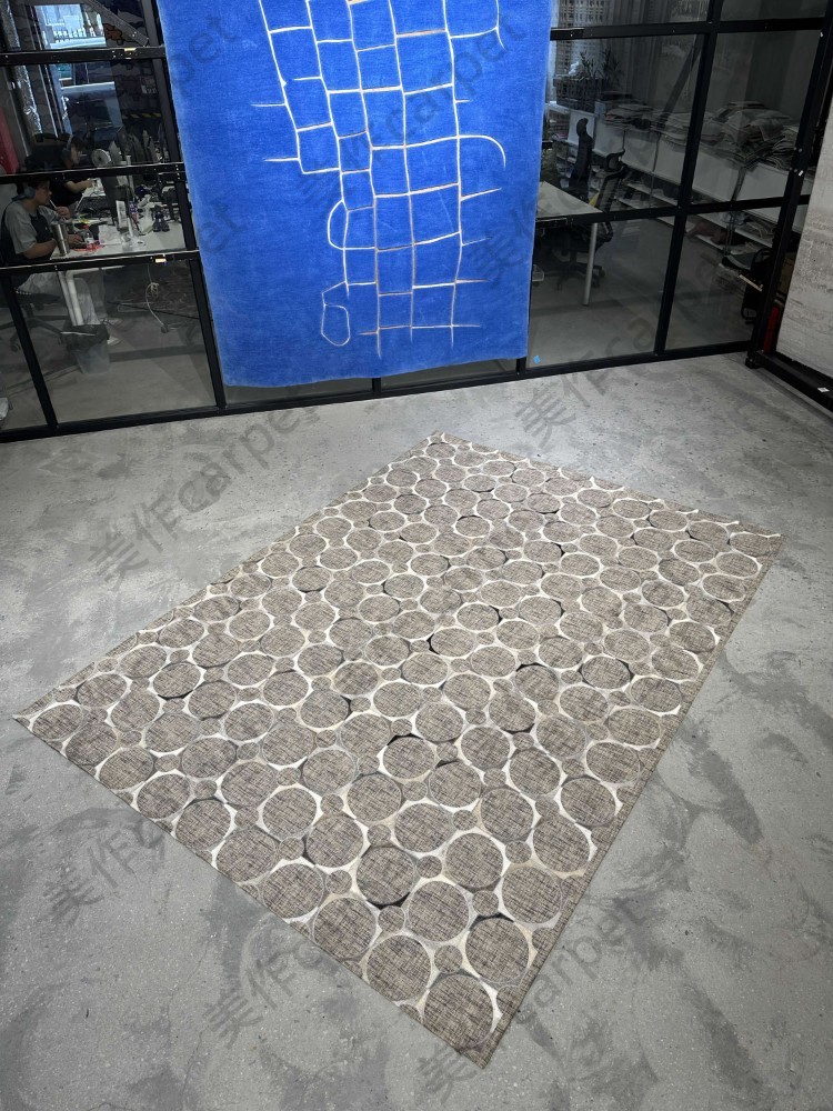Cowhide square