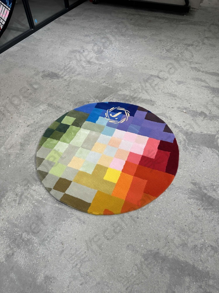 Modern round