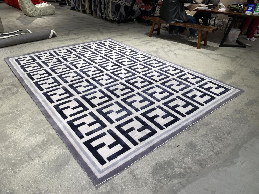 Luxury square