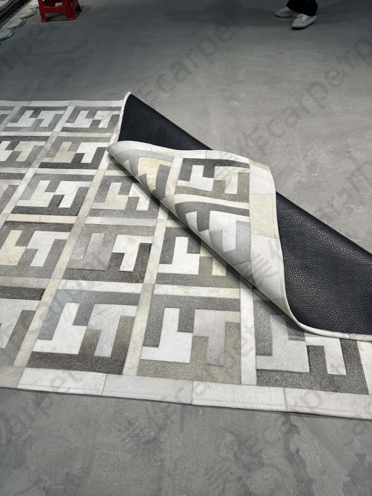 Luxury square