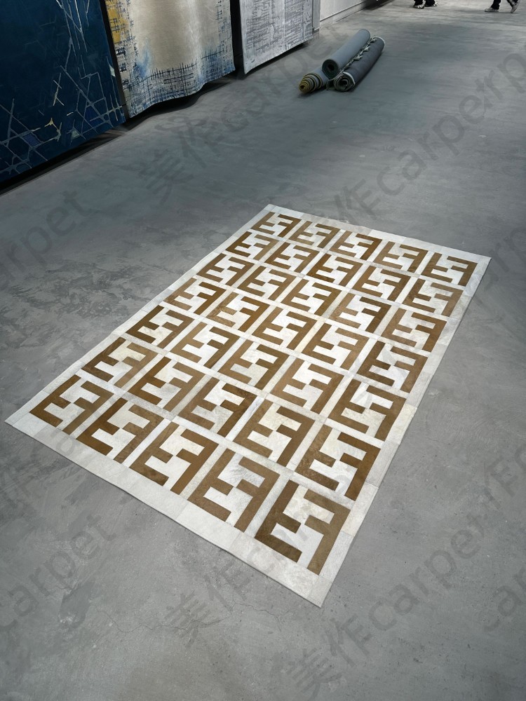 Luxury square