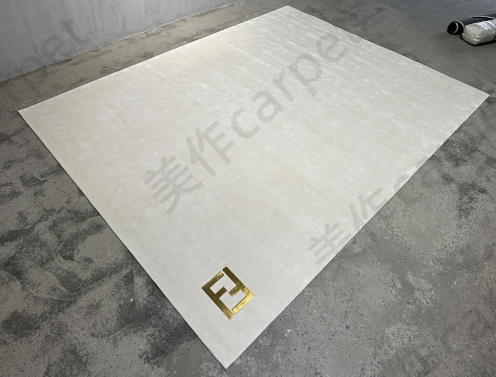 Luxury square