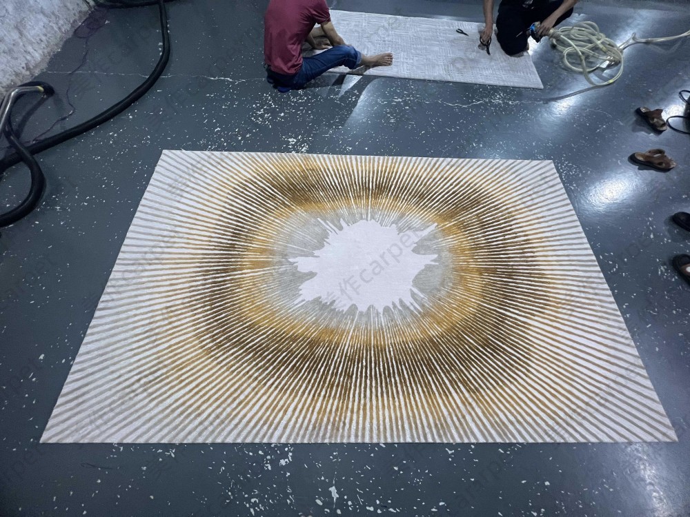 Luxury square