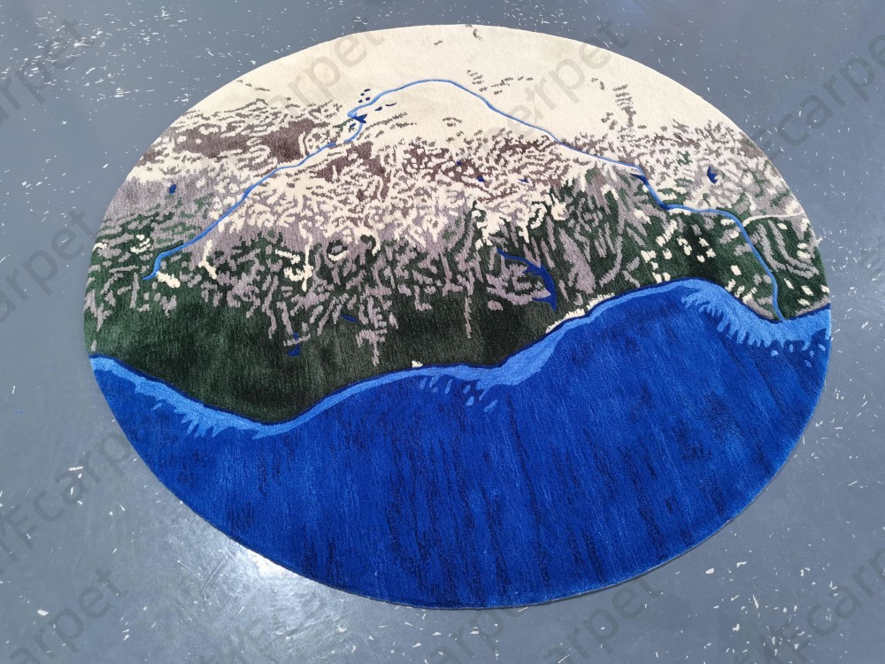 Luxury circle