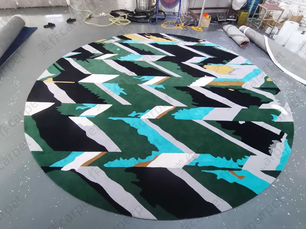 Designer round rug