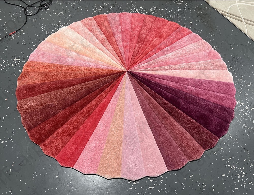 Designer round rug