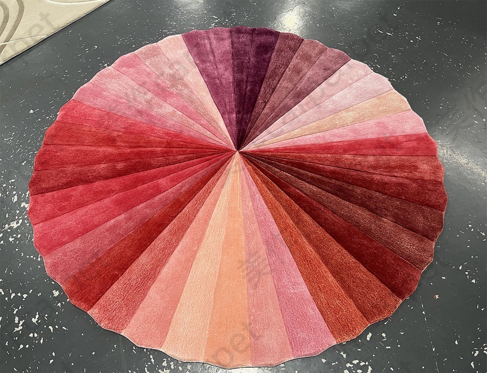 Designer round rug
