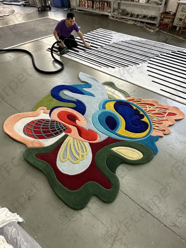 Irregular carpet