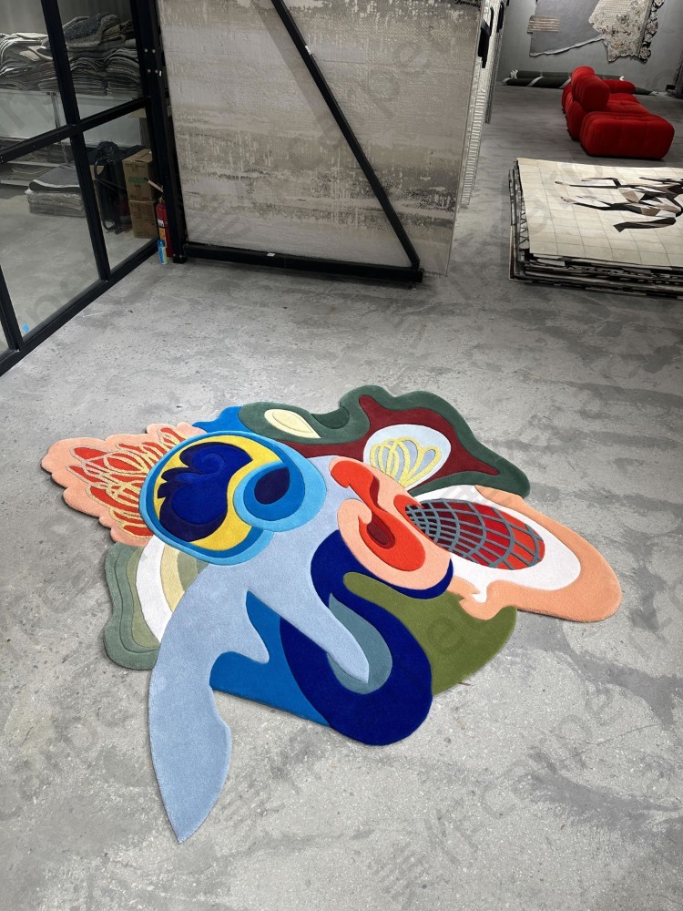 Irregular carpet