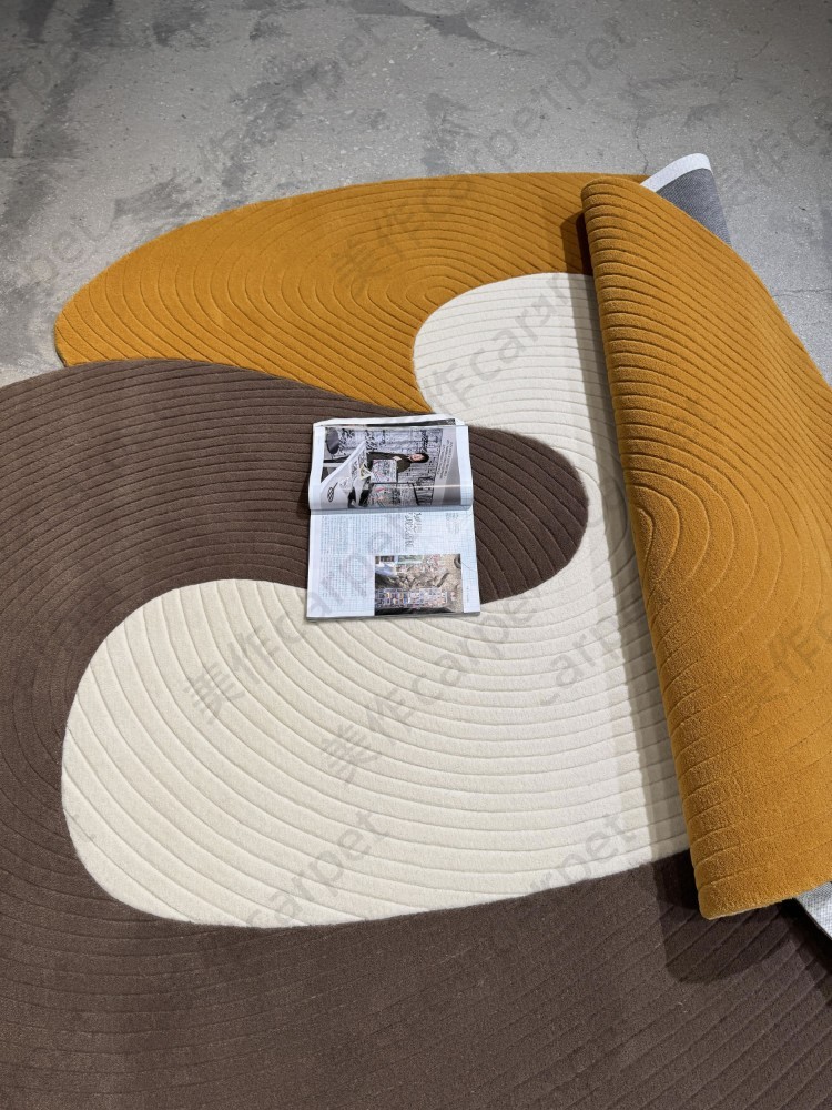 Irregular carpet