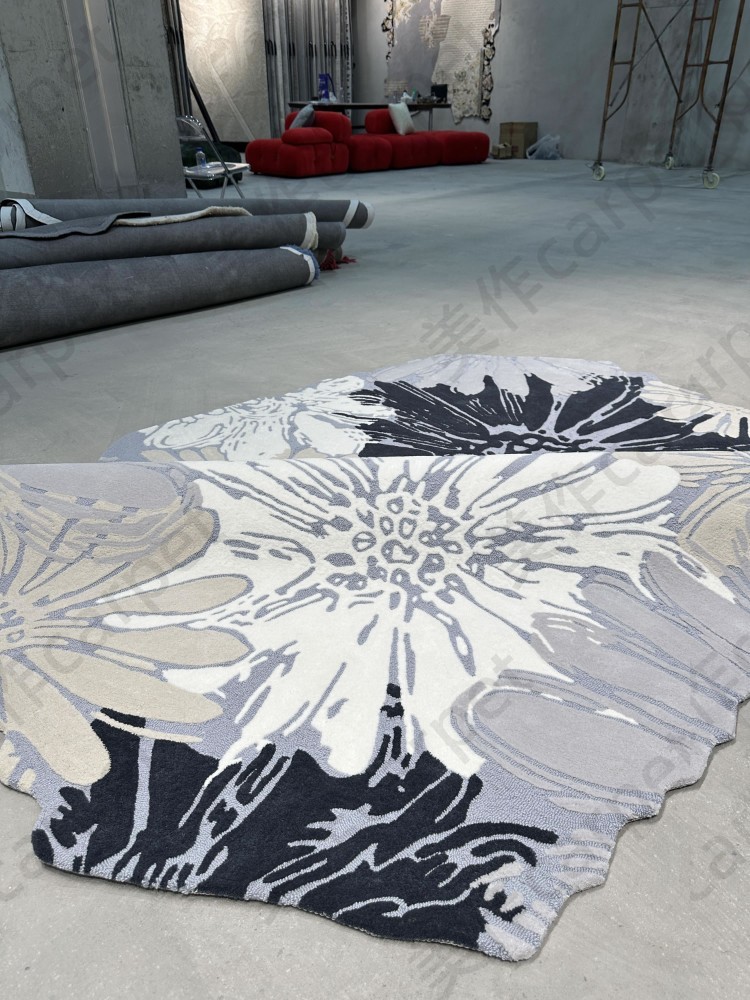 Irregular carpet