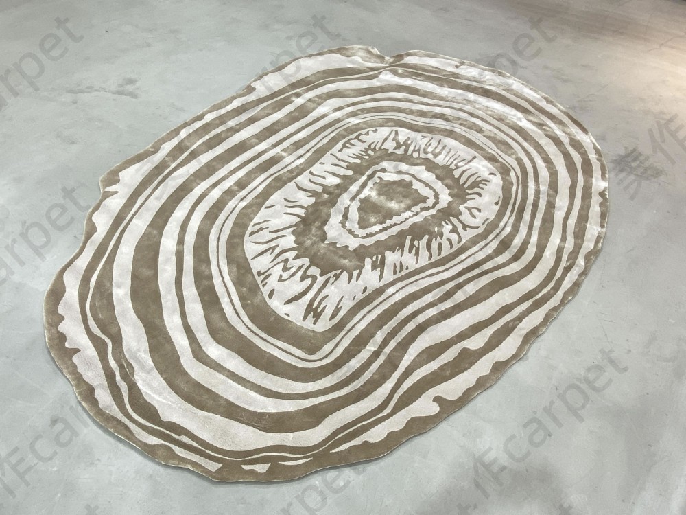 Irregular carpet
