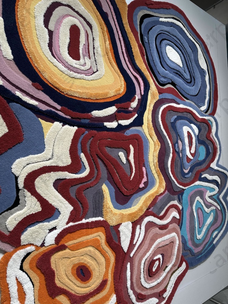 Irregular carpet