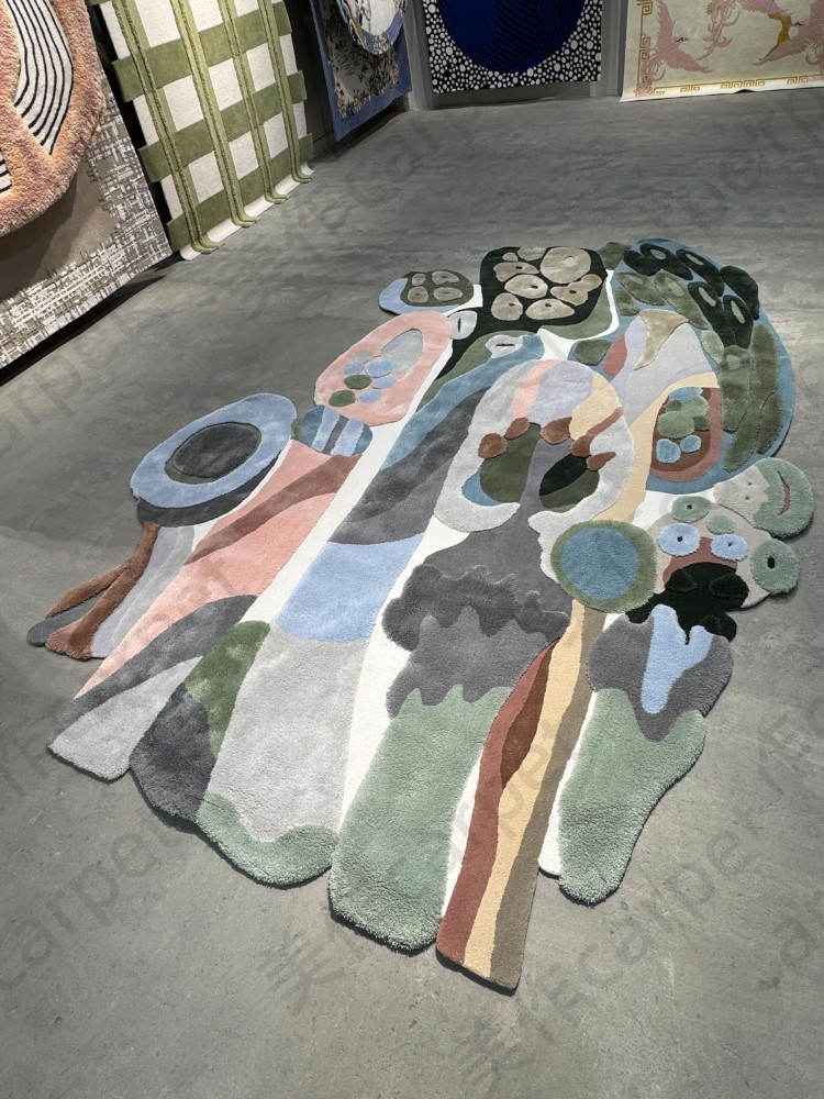Irregular carpet