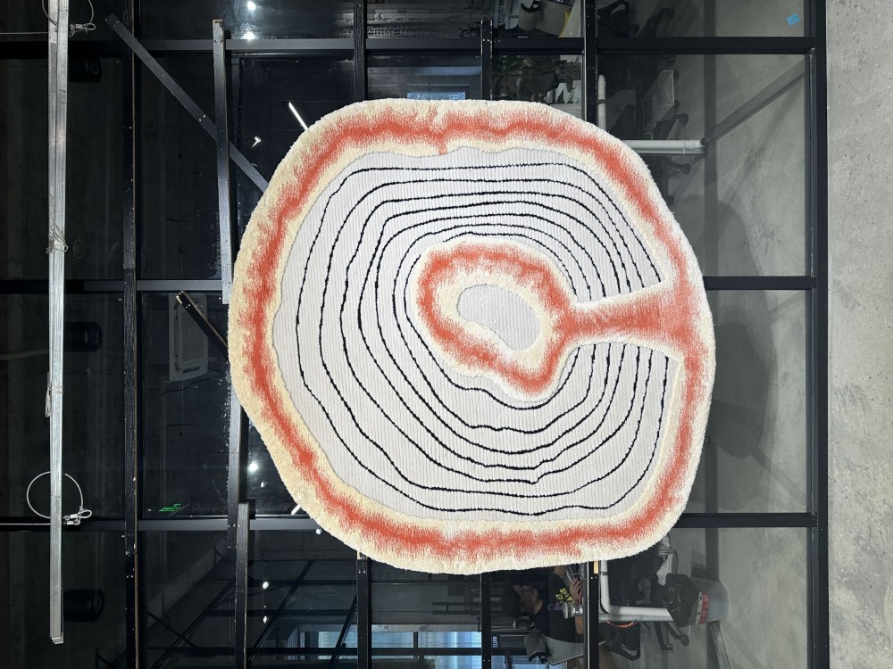 Irregular carpet