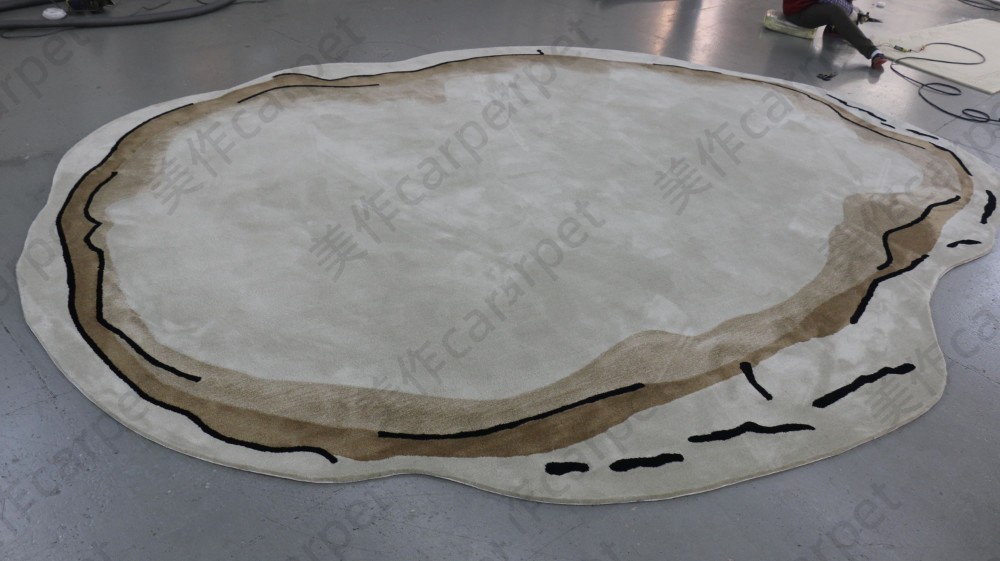 Irregular carpet
