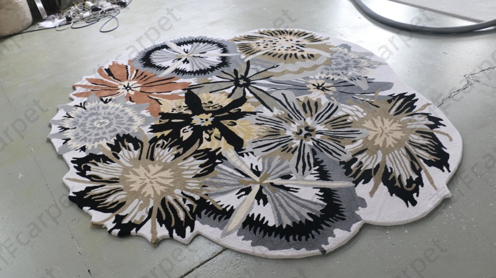 Irregular carpet