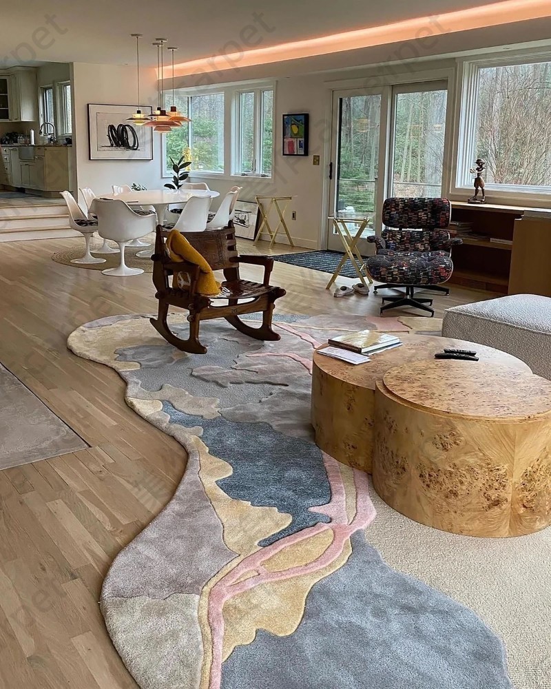 Irregular carpet