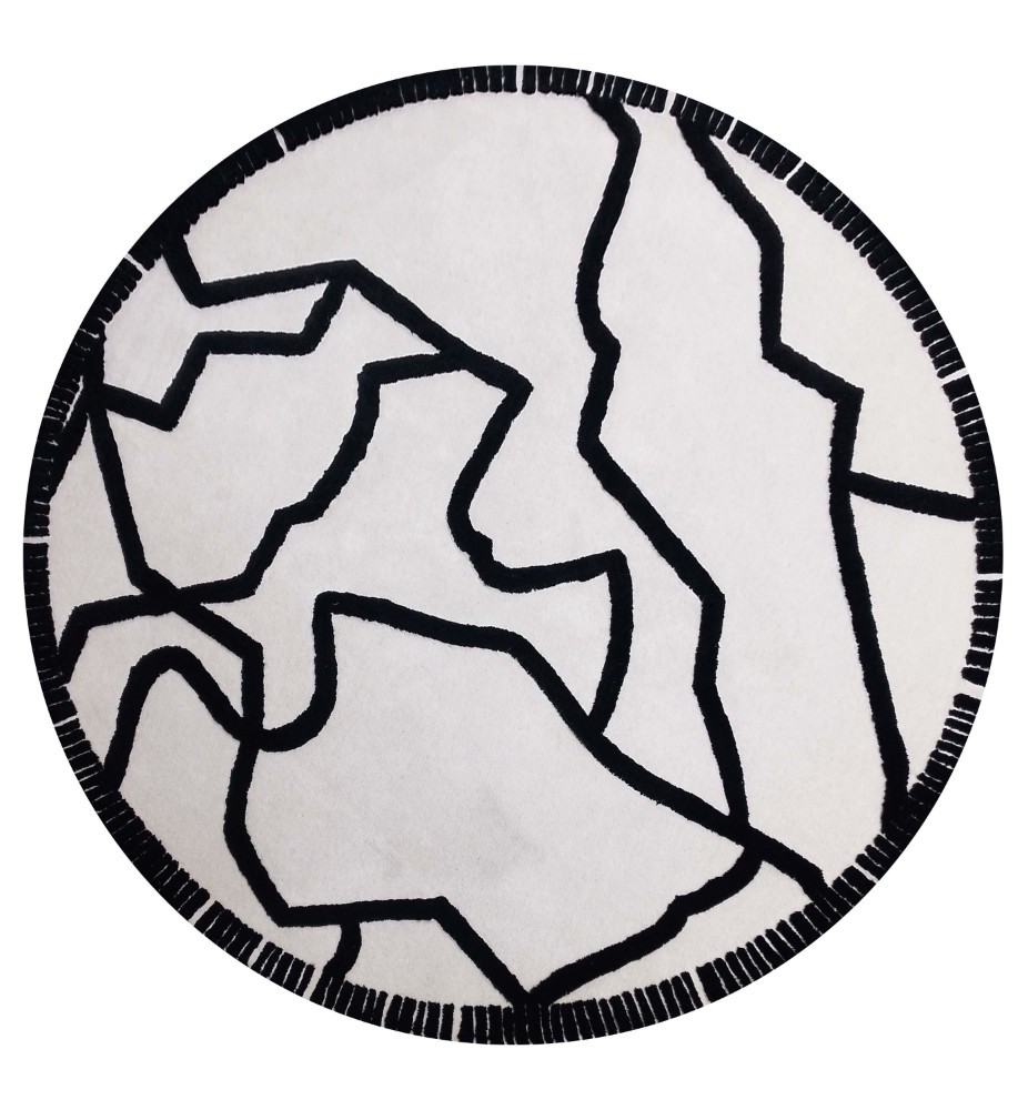Minimalist circle