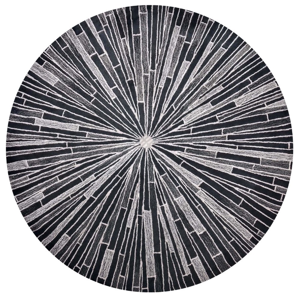 Minimalist circle