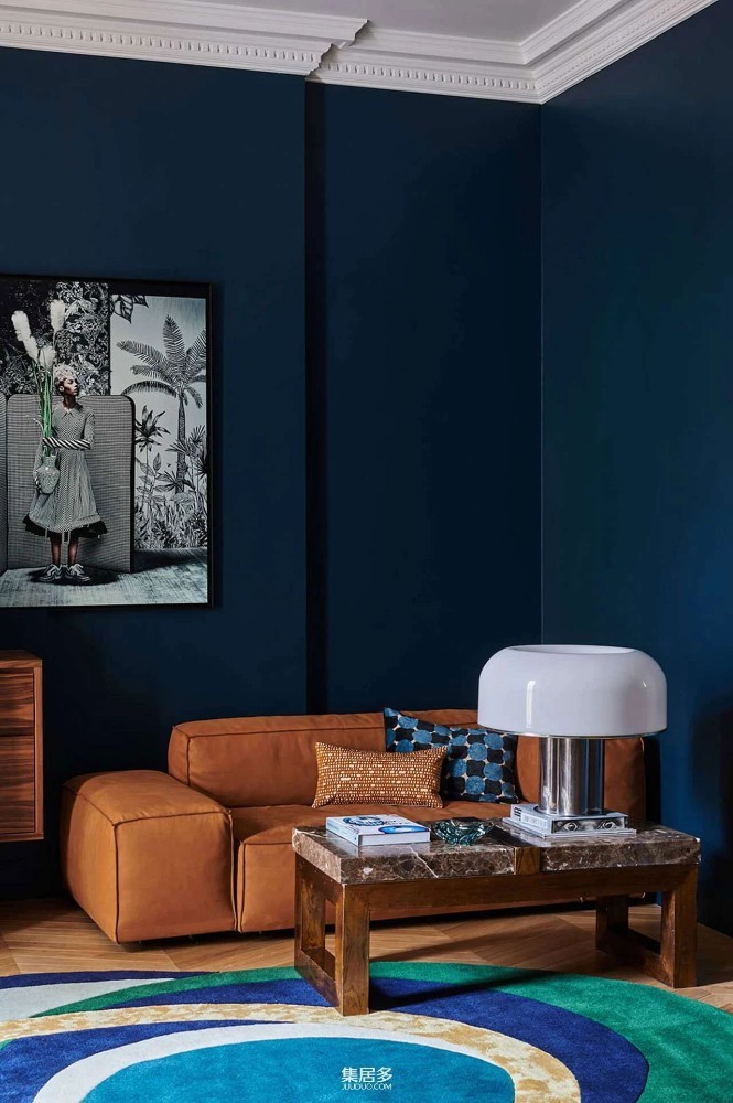 Modern style match