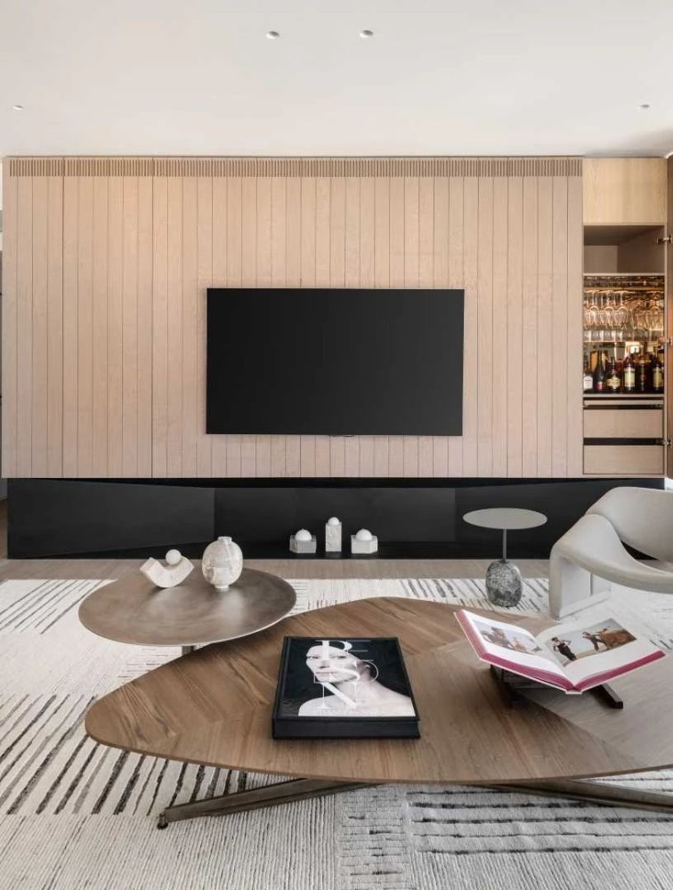 Modern style match