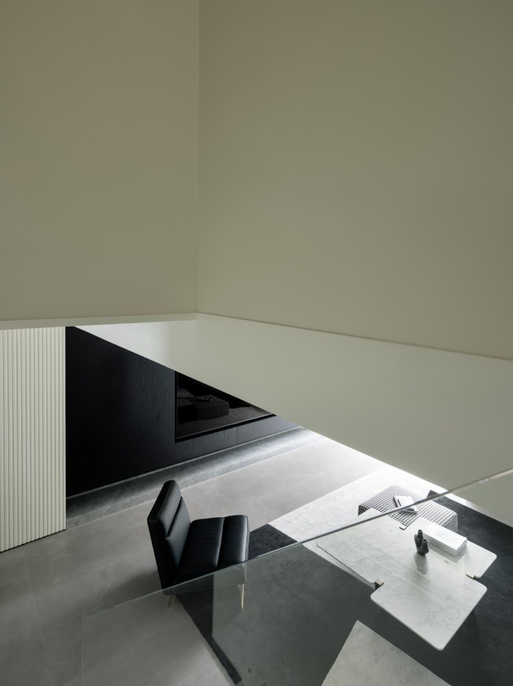 Modern style match