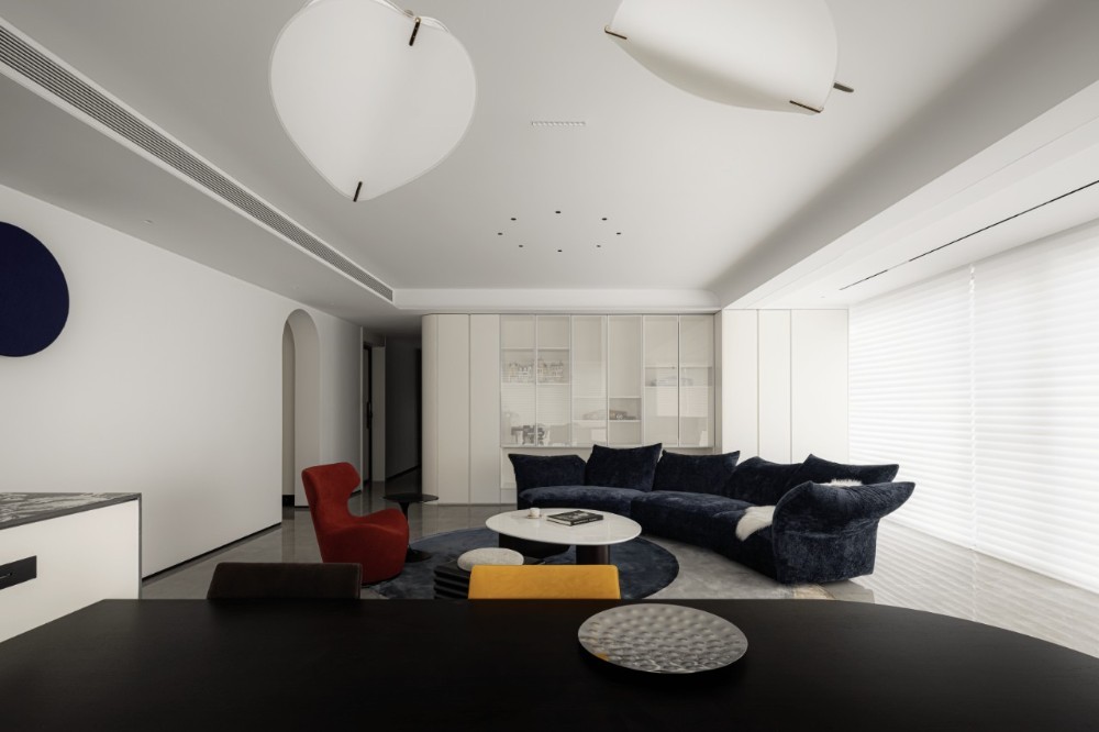 Modern style match