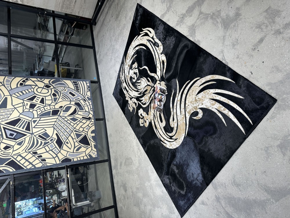 Cowhide square