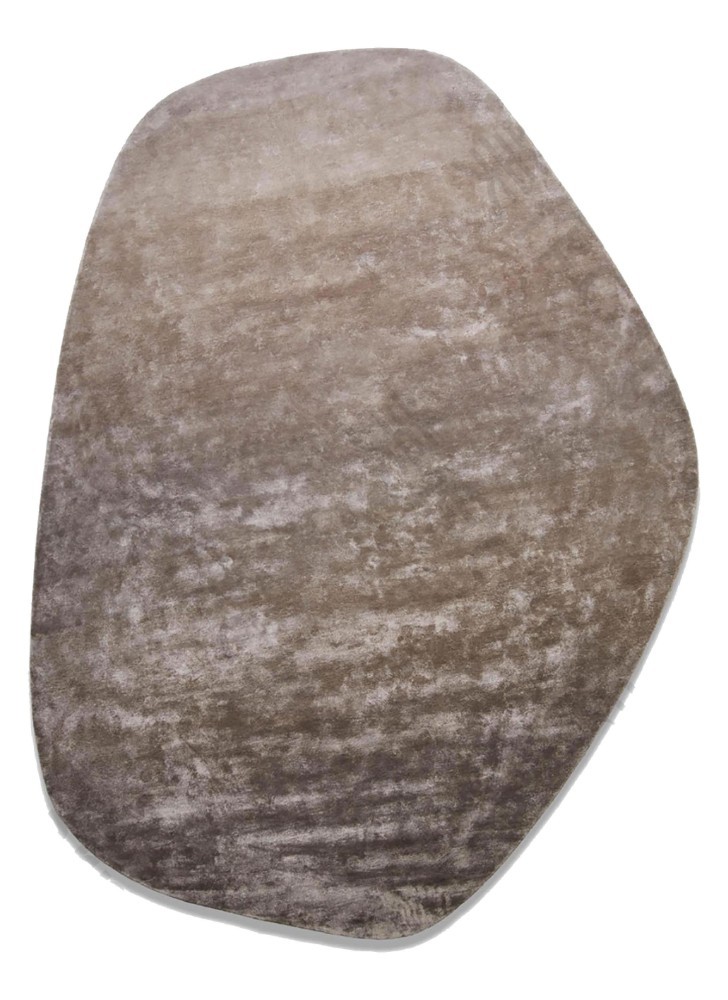 Irregular carpet