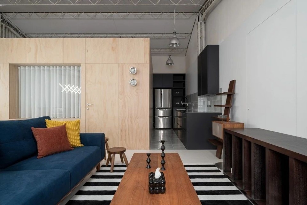 Modern style match