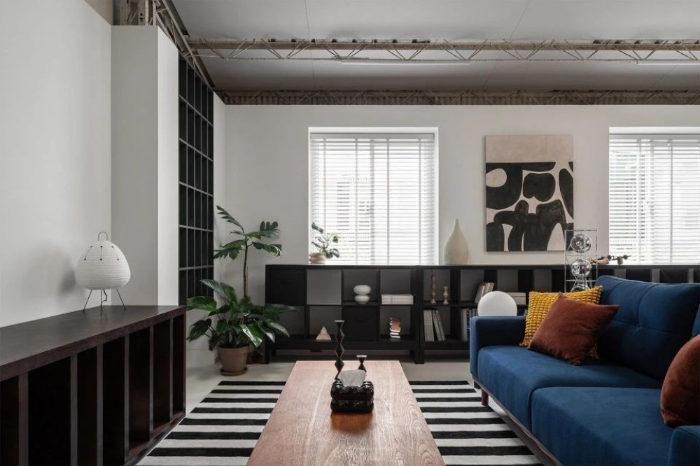 Modern style match