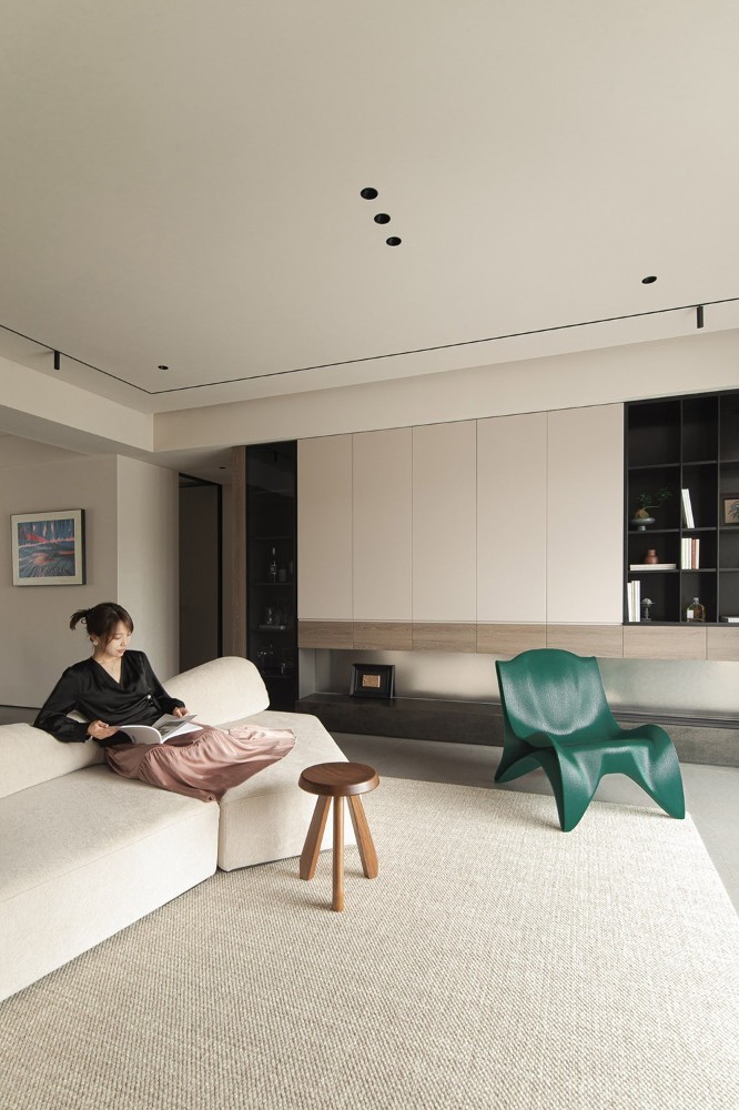 Modern style match