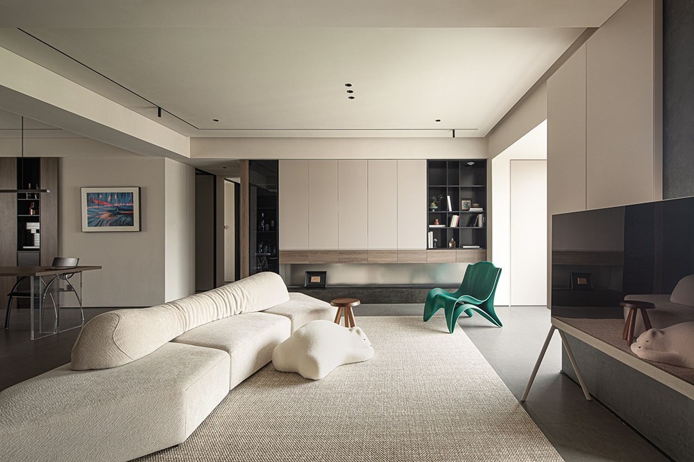 Modern style match