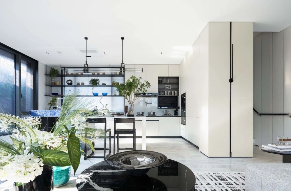 Modern style match