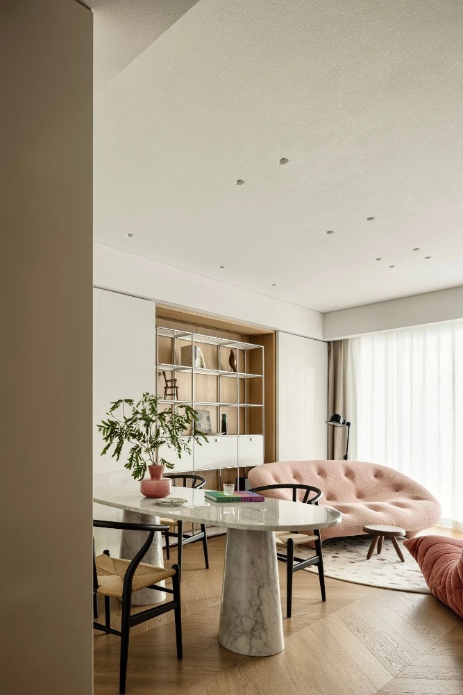 Modern style match
