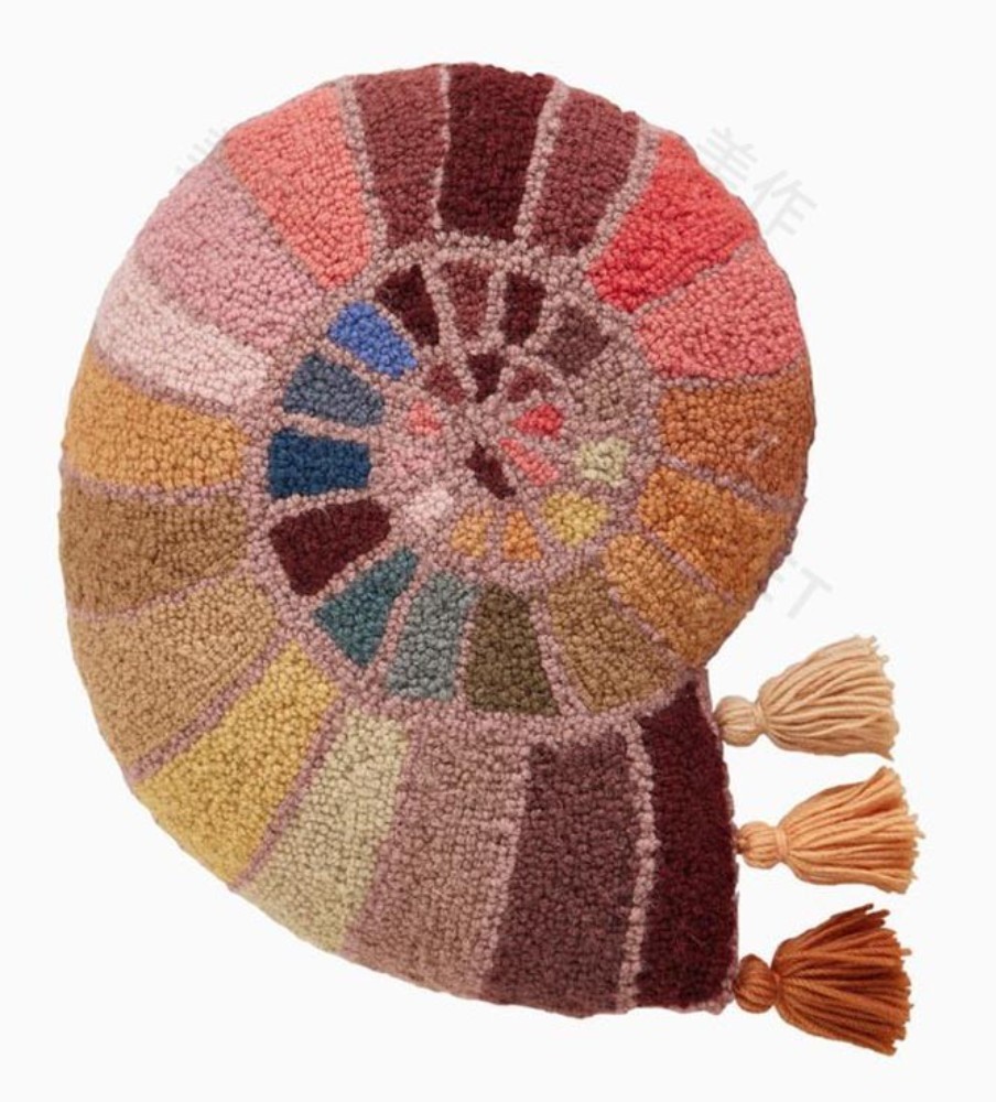 Irregular carpet