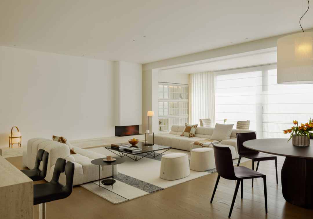 Cream style