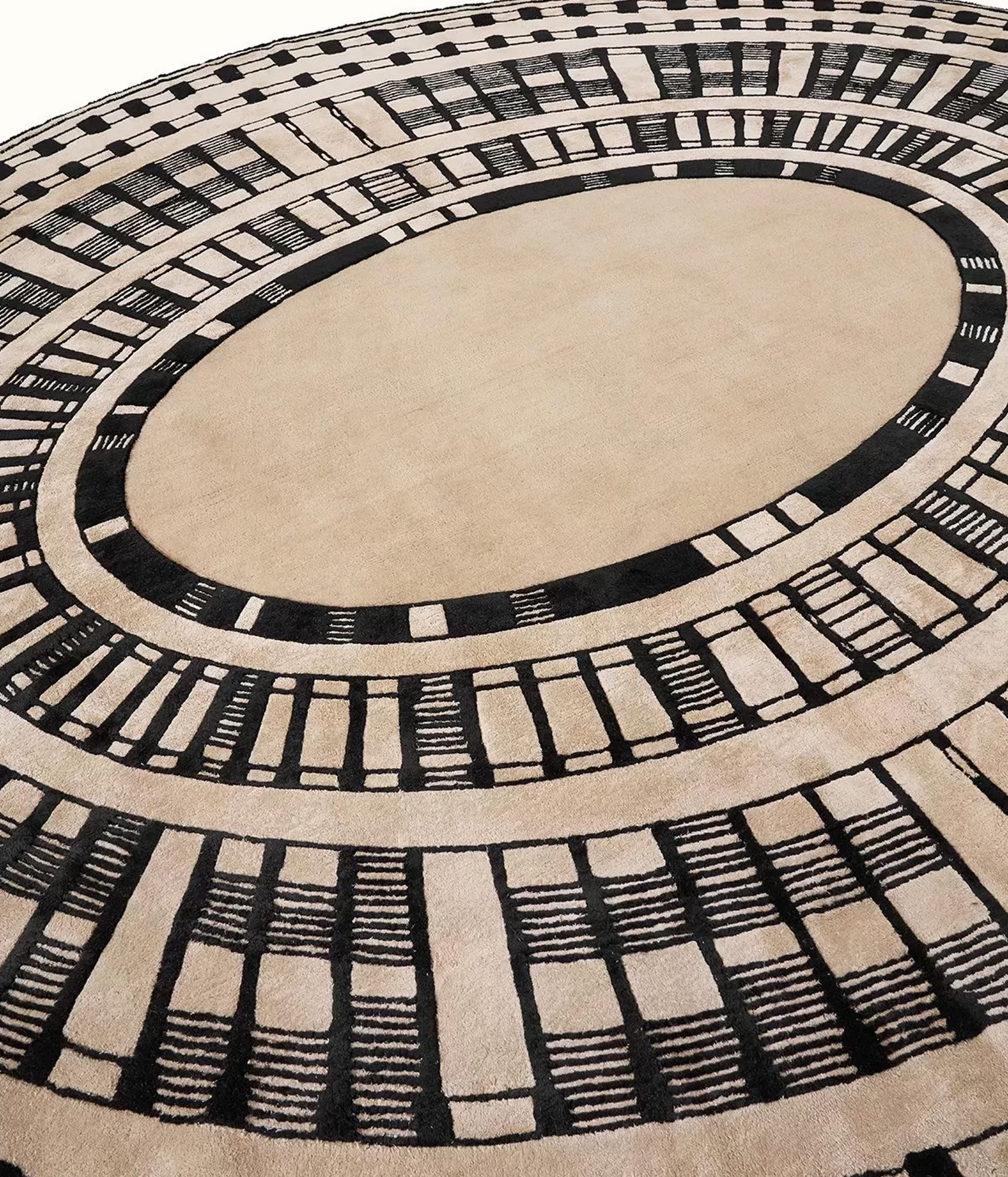 Irregular carpet