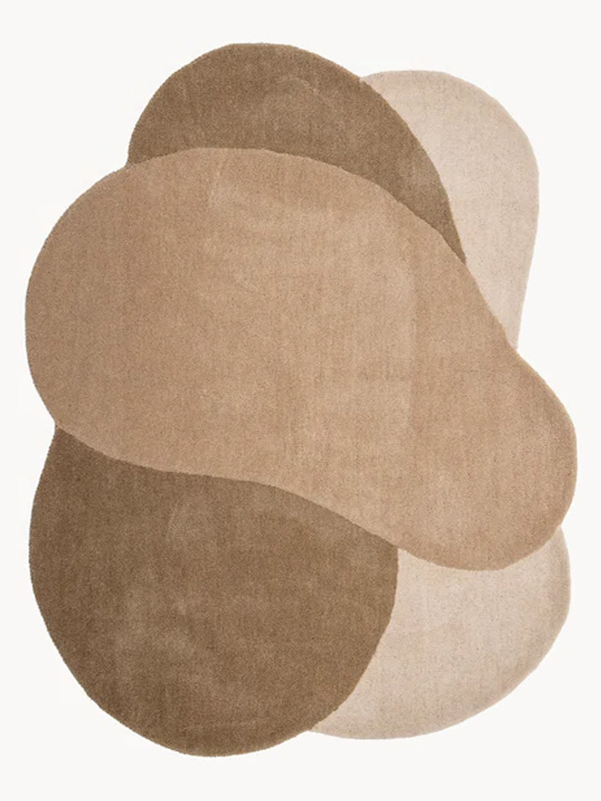 Irregular carpet