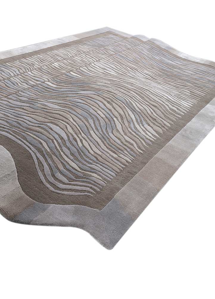 Irregular carpet