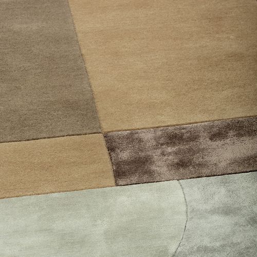 Irregular carpet