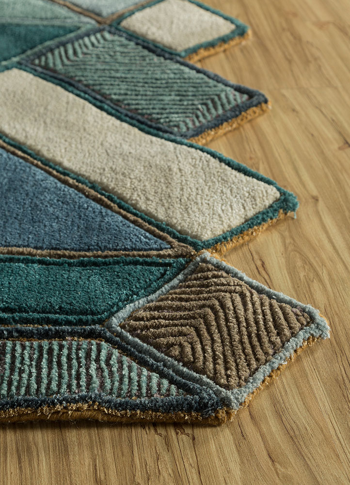 Irregular carpet