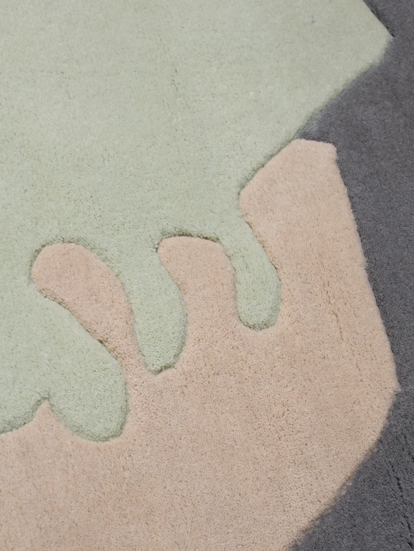 Irregular carpet