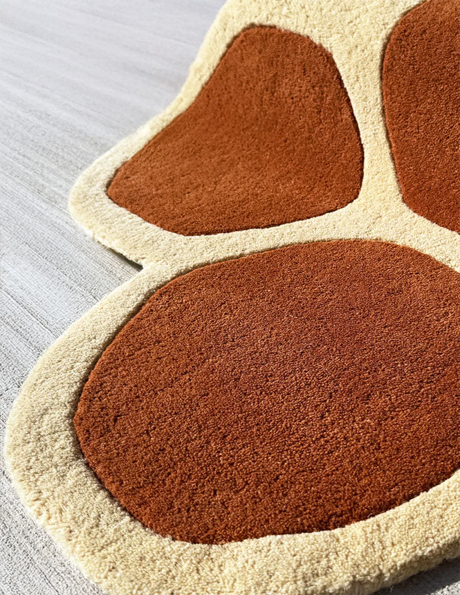 Irregular carpet