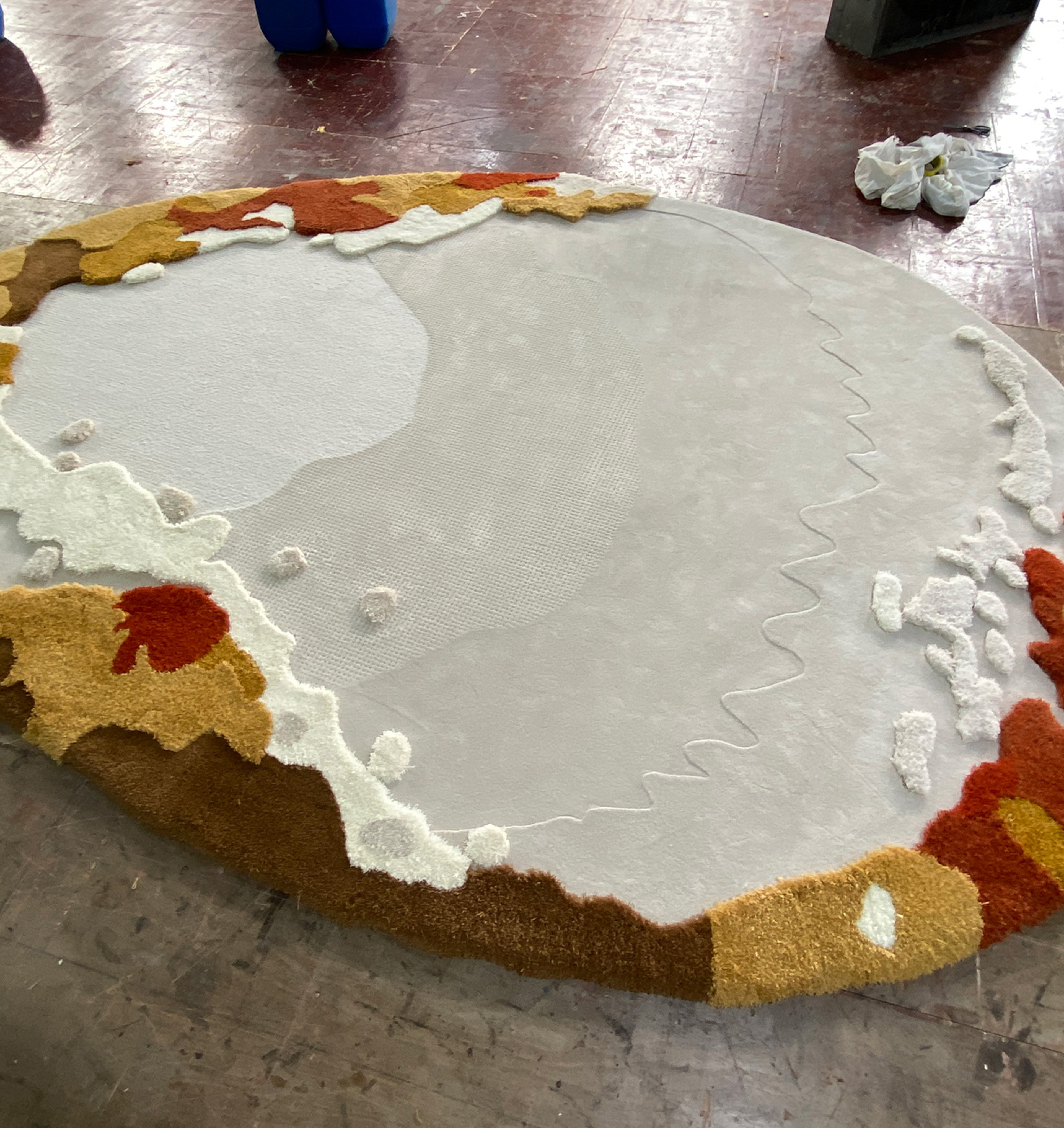 Irregular carpet