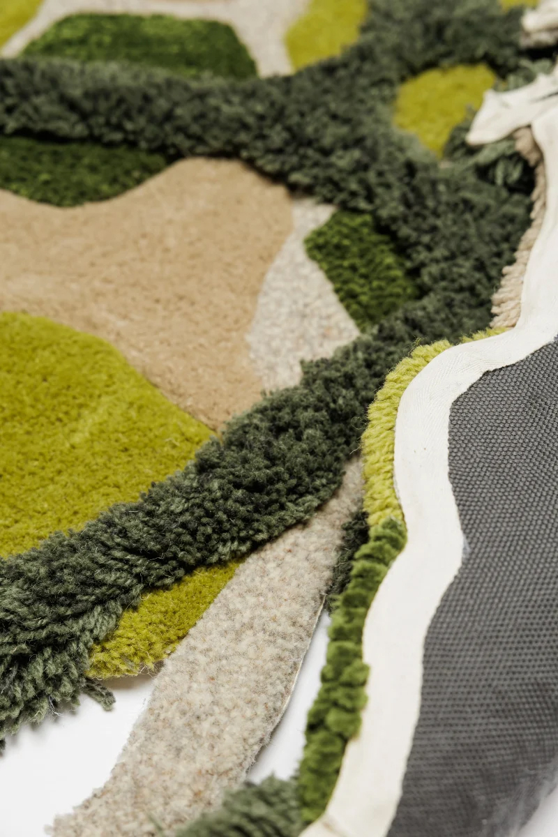 Irregular carpet